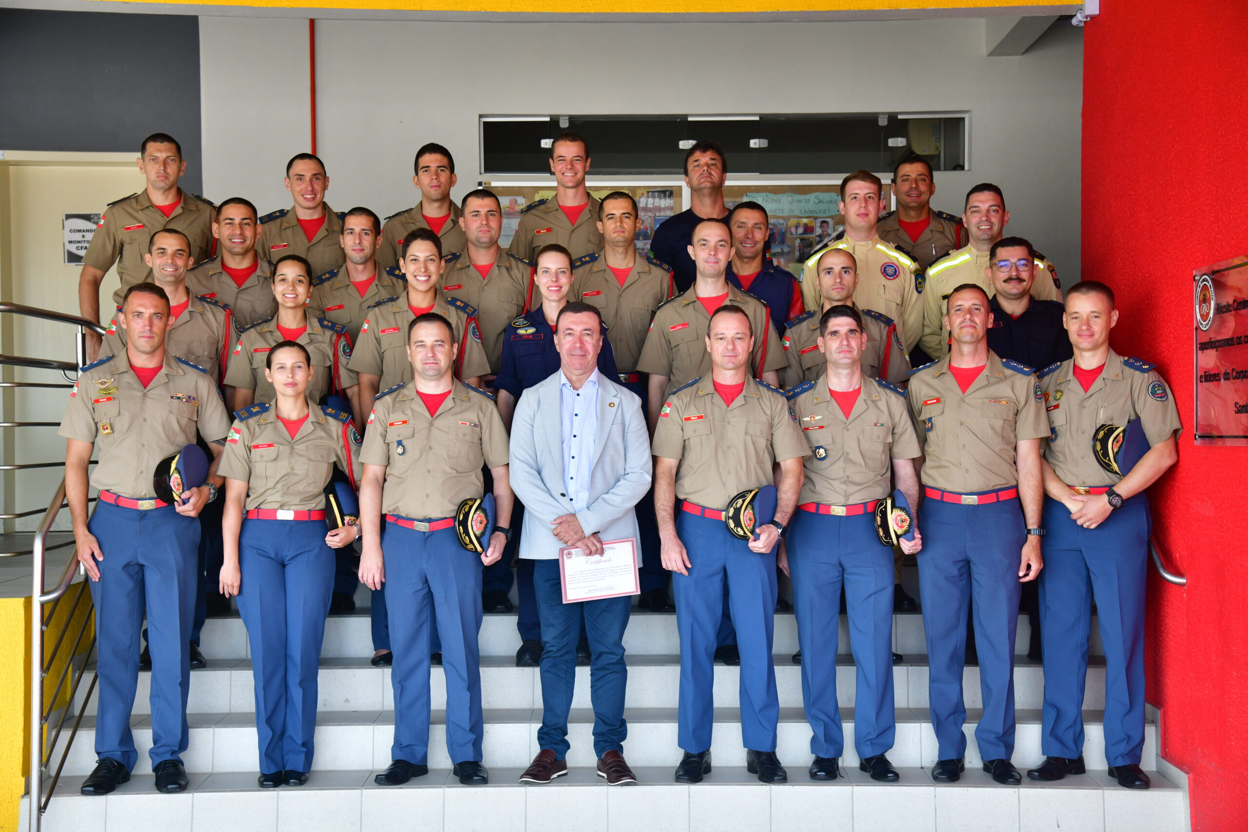 Bombeiros militares começam pós-graduação em Gestão de Investigação de Incêndio e Explosão