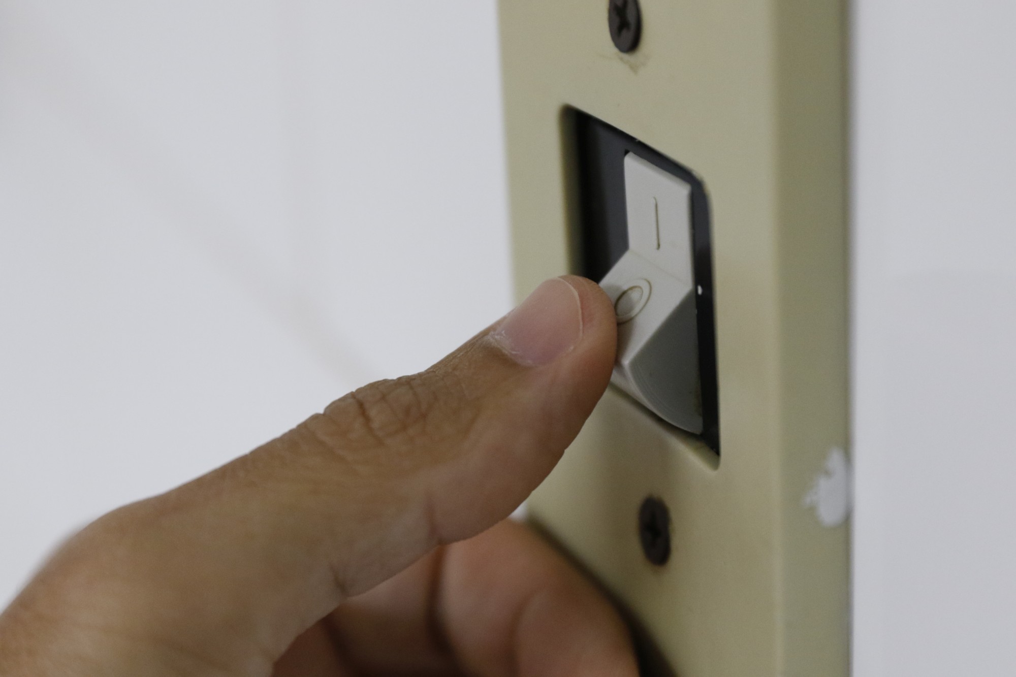 Conta de luz não terá taxa extra em fevereiro, diz Aneel