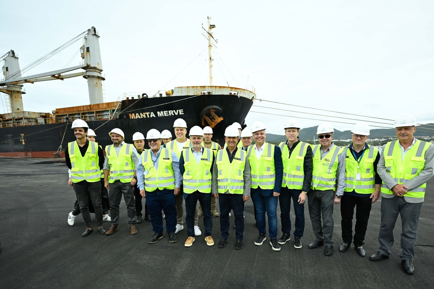 Em visita ao Porto de Imbituba, governador inaugura centro tecnológico de gerenciamento e anuncia investimentos