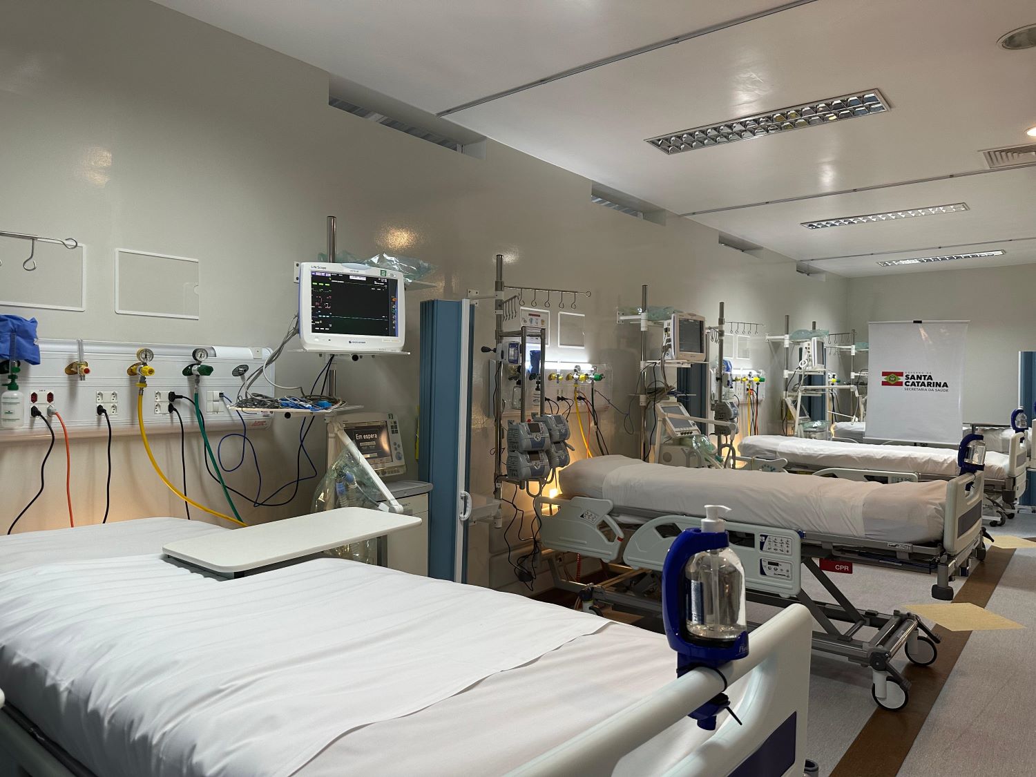 Saúde em Obras: Estado entrega revitalização da UTI no Hospital Nereu Ramos em Florianópolis