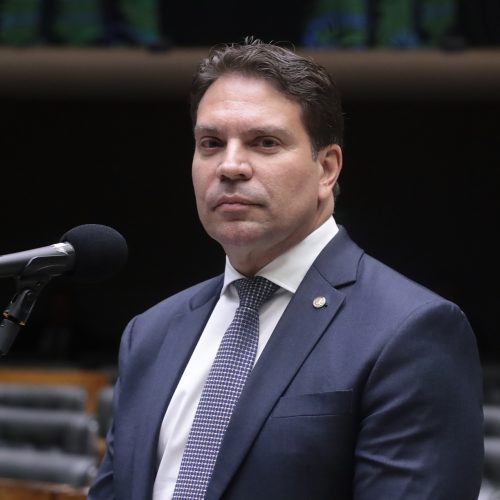 1ª Turma do STF derruba decisão da Câmara sobre Ramagem