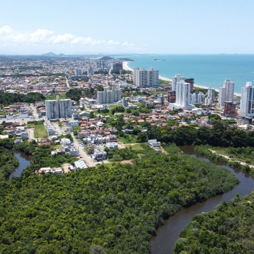 Ampliação do Sistema de Esgotamento Sanitário colabora com qualidade da água do Rio Piçarras