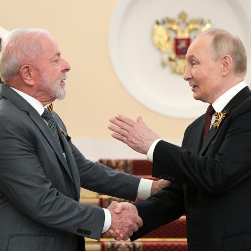 Apesar de apelo de Lula, Putin não deve se reunir com Zelensky