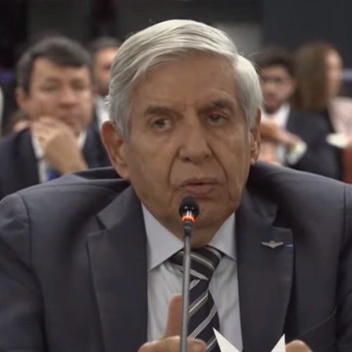 por que alguns réus falam e outros não?