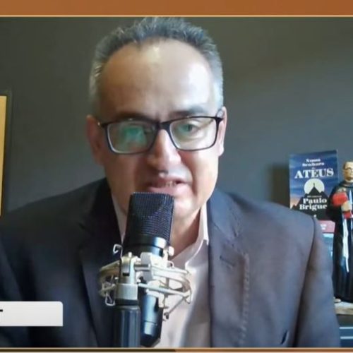 “Bolsonaro descontruiu a farsa do julgamento”, diz Paulo Briguet