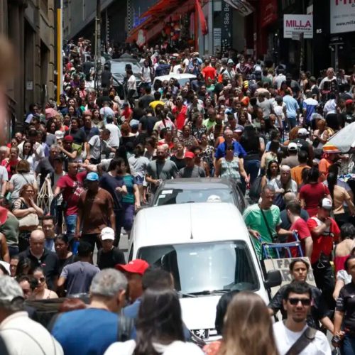 Brasil melhora, mas tem IDH inferior ao de vizinhos; veja ranking
