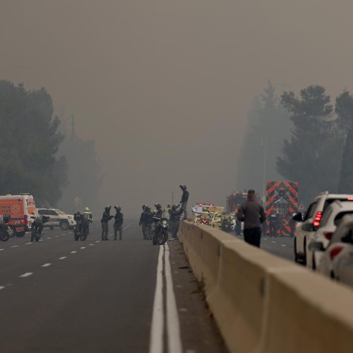 Canais ligados ao Hamas incentivam palestinos a incendiarem Israel