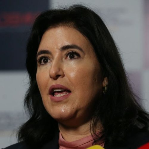 China quer “rasgar o Brasil” com megaprojeto ferroviário, diz Tebet