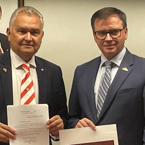 Comissão da Câmara quer estreitar laços com a Polônia e facilitar cidadania para brasileiros