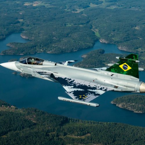 Como relação de Brasil e Rússia pode afetar programa de caças