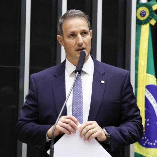 Derrite pavimenta projeto ao Senado em 2026