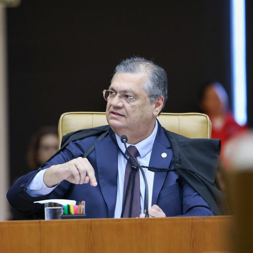Dino suspende prazo para defesa de Juscelino Filho por denúncia ilegível