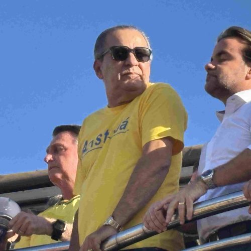 Em ato pró-anistia, Malafaia afirma que Fux desmascarou Moraes