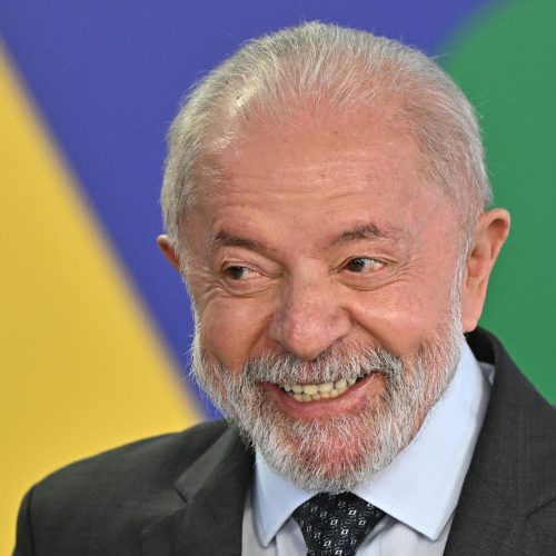 “Eu não sei quanto tô gastando porque não cuido disso”, diz Lula