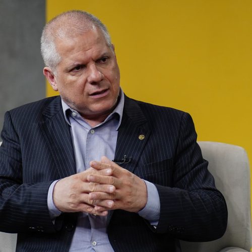 Ex-presidente do INSS diz que desbloqueio de descontos seguiu decisão do TCU