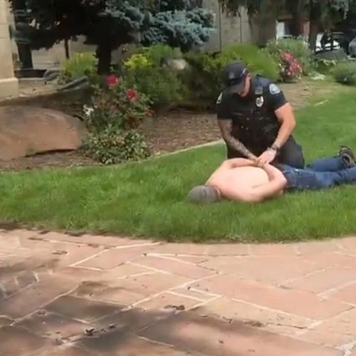 FBI investiga ataque classificado como ato terrorista no Colorado