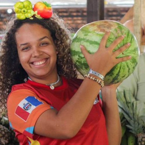 Feira do MST em SP permite passeio por histórias do Brasil e do mundo