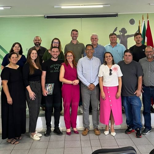 Fesporte entrega materiais esportivos a municípios catarinenses