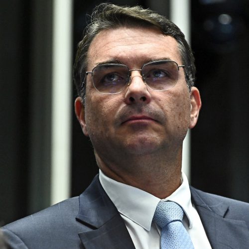 Flávio diz que não discutiu sanções contra Moraes com representante de Trump