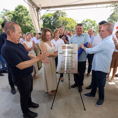 Governador entrega obras de infraestrutura em Salete, no Alto Vale do Itajaí