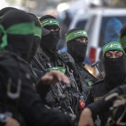 Hamas discute cessar-fogo com EUA e diz que irá libertar refém