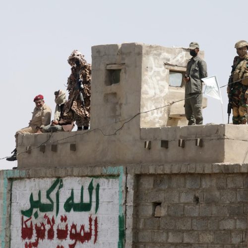 Israel lança ofensiva no Iêmen contra houthis