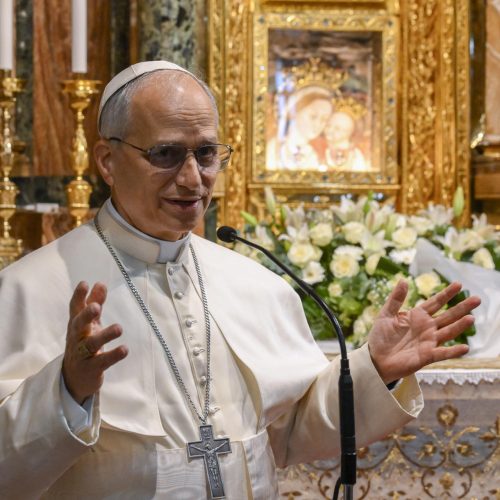 Leão XIV diz que Igreja pode mediar conflitos no mundo