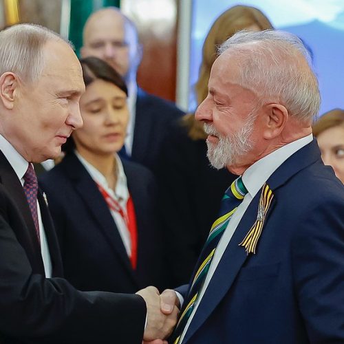 Lula apela a Putin pelo fim da guerra e crítica EUA