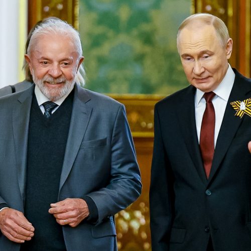 Lula critica Trump e diz querer estreitar relações com a Rússia