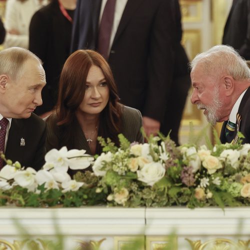 Lula participa de jantar oferecido por Putin em Moscou