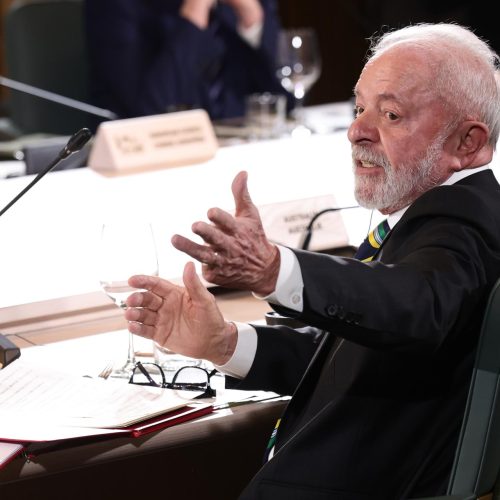 Lula se alinha a Putin ao defender “vácuo de liderança” do G7