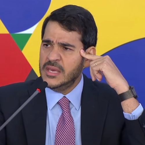 Ministro da AGU diz que “engenharia criminosa” foi montada no governo Bolsonaro