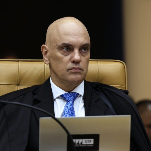 Instituto pede a Moraes prisão domiciliar para mães do 8/1