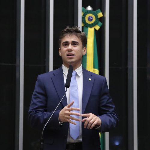 Nikolas anuncia ação contra Janja por falas sobre regulação das redes