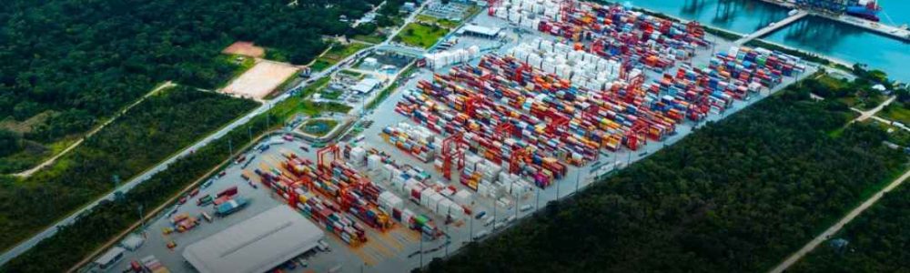 Porto Itapoá é o maior movimentador de contêineres do Sul do Brasil