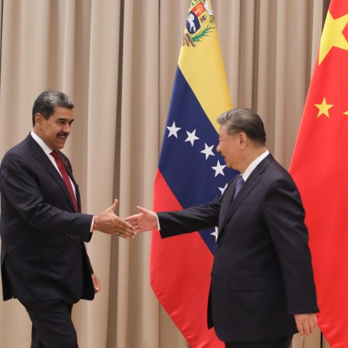 Petróleo da Venezuela seria enviado para a China como brasileiro