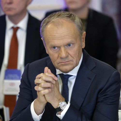 Polônia aponta Rússia como responsável por incêndio em Varsóvia