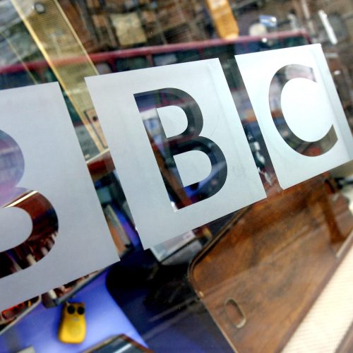“Queimaremos judeus como Hitler fez”, diz colaborador da BBC em Gaza