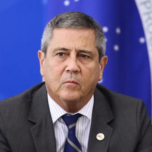 PGR diz que manutenção de prisão de Braga Netto é “adequada”