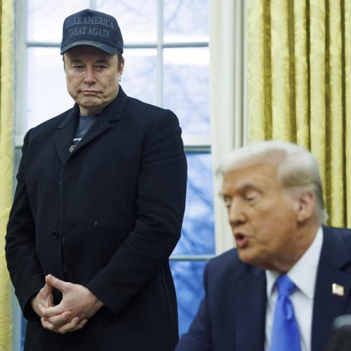Musk anuncia saída do governo Trump