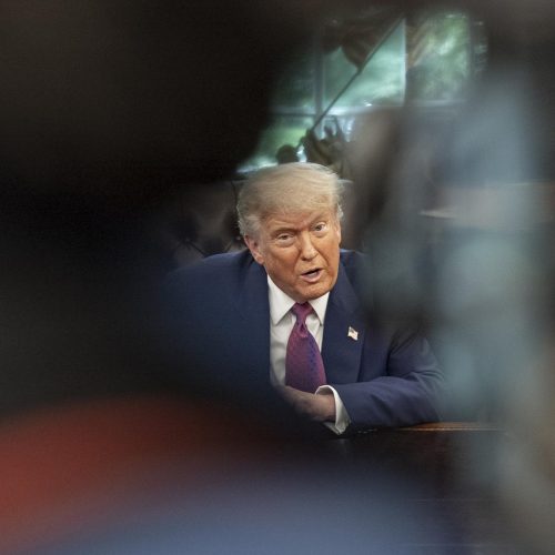 Trump alerta para evacuação de Teerã