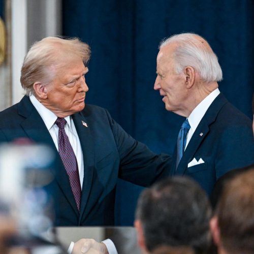 Trump vai investigar perdões que foram concedidos por Biden