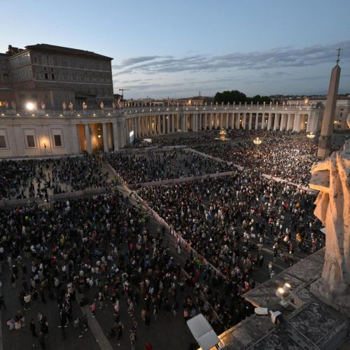 Veja imagens dos primeiros dias de conclave para escolha do novo papa