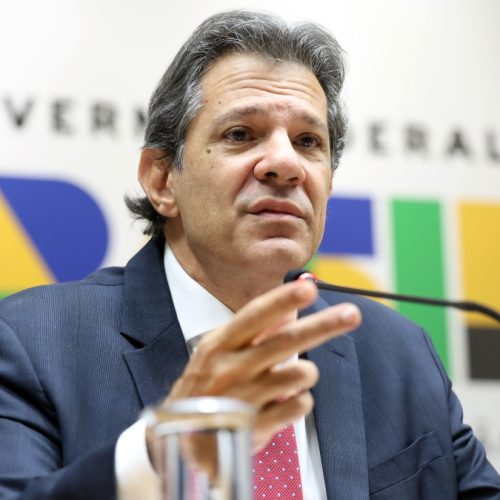 “país não pode abrir mão”